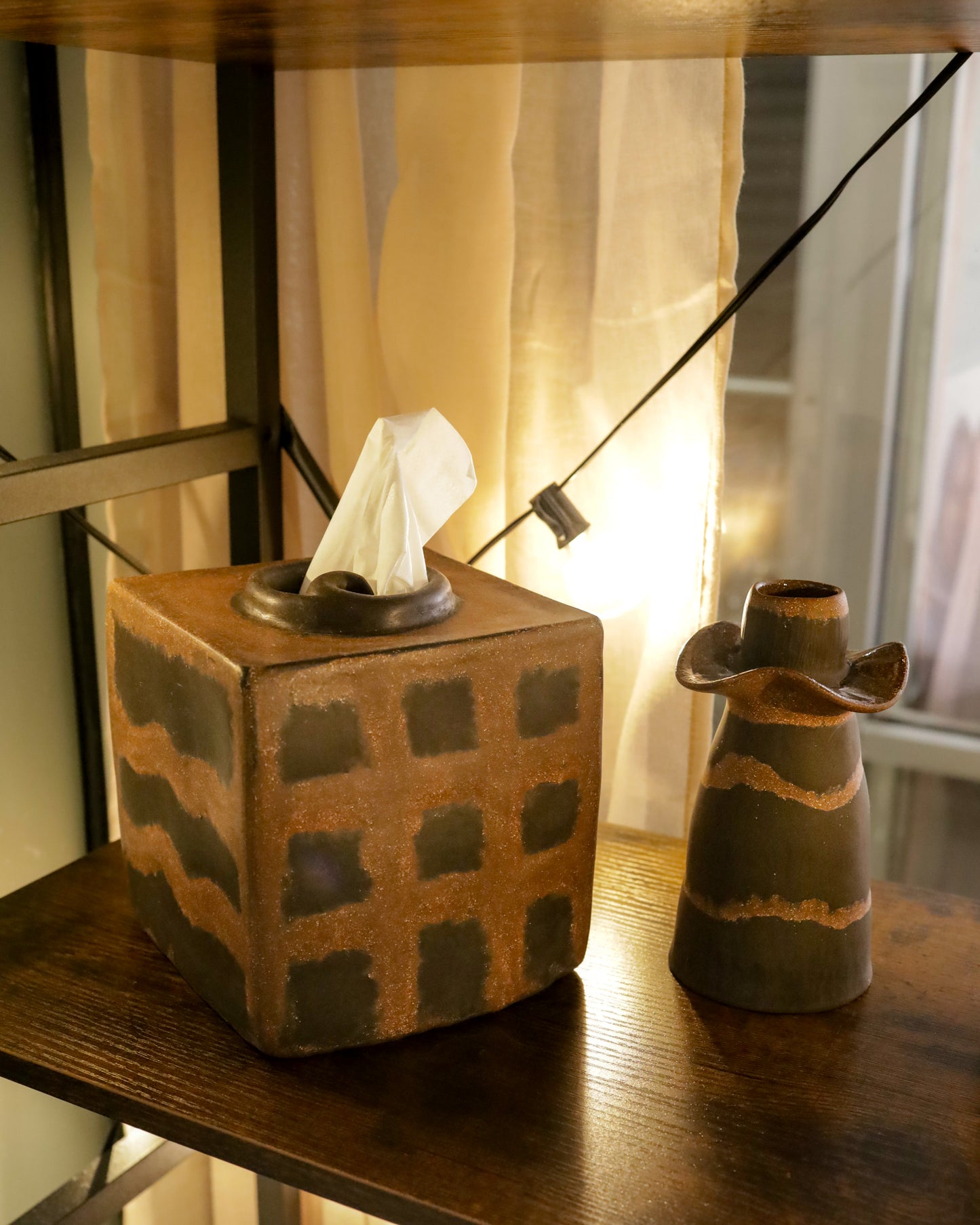 opening box series - flow ceramic tissue box