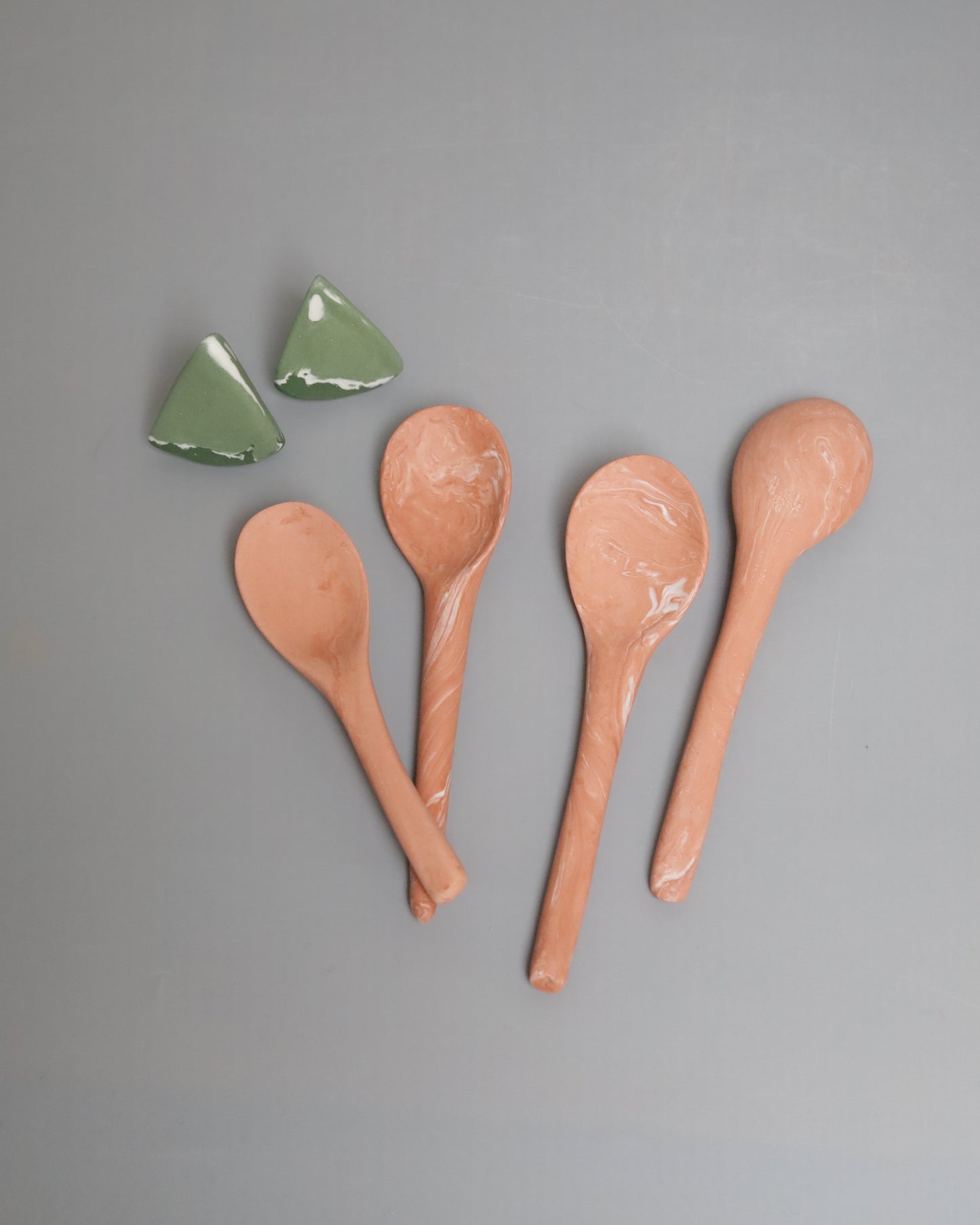 'senses' collection - colored porcelain spoon